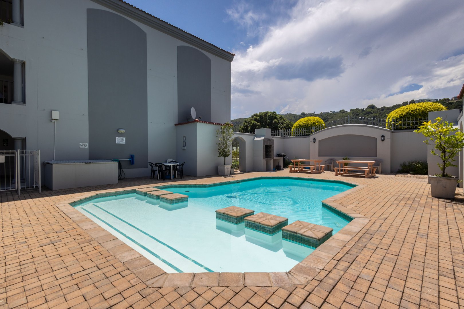 3 Bedroom Property for Sale in Green Point Mews Western Cape